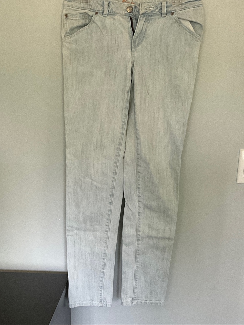 Cache Light Wash Straight-Leg Jeans